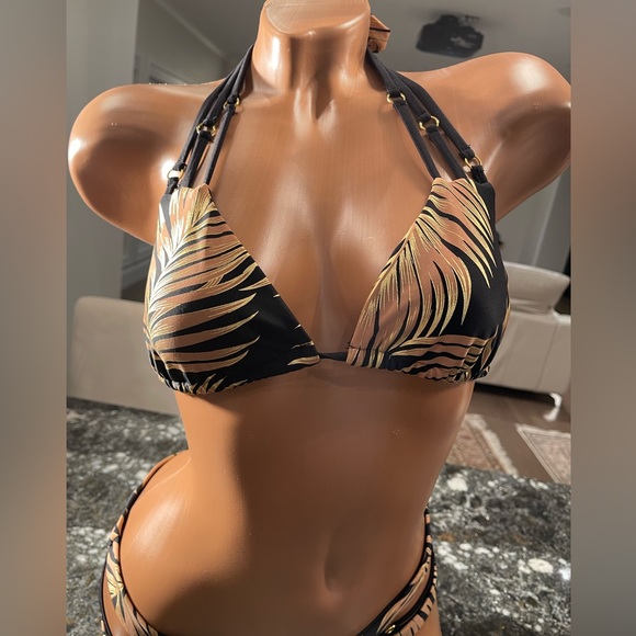 NWT beach bunny bikini gold foil palm print tri top X-LARGE top/L bottoms - Picture 2 of 10